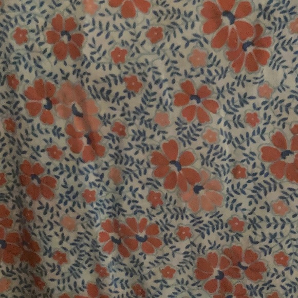 Lauren Conrad blouse - Picture 2 of 8